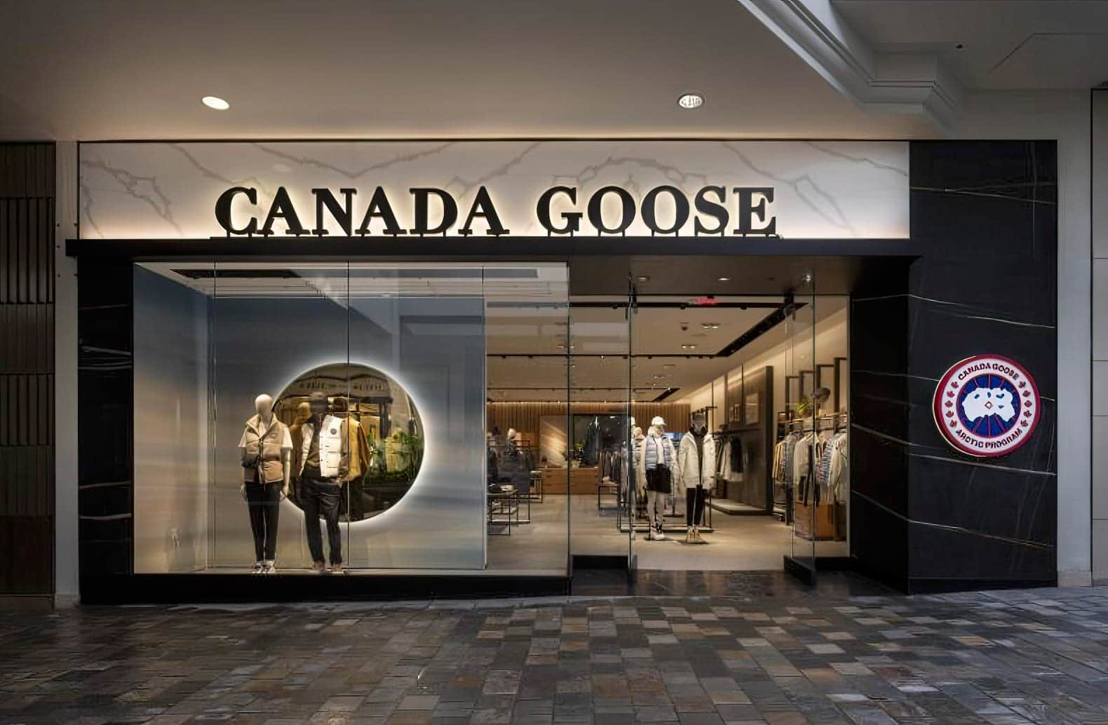 Canada Goose, Honolulu - Ala Moana Center Canada Goose, Honolulu - Ala Moana Center